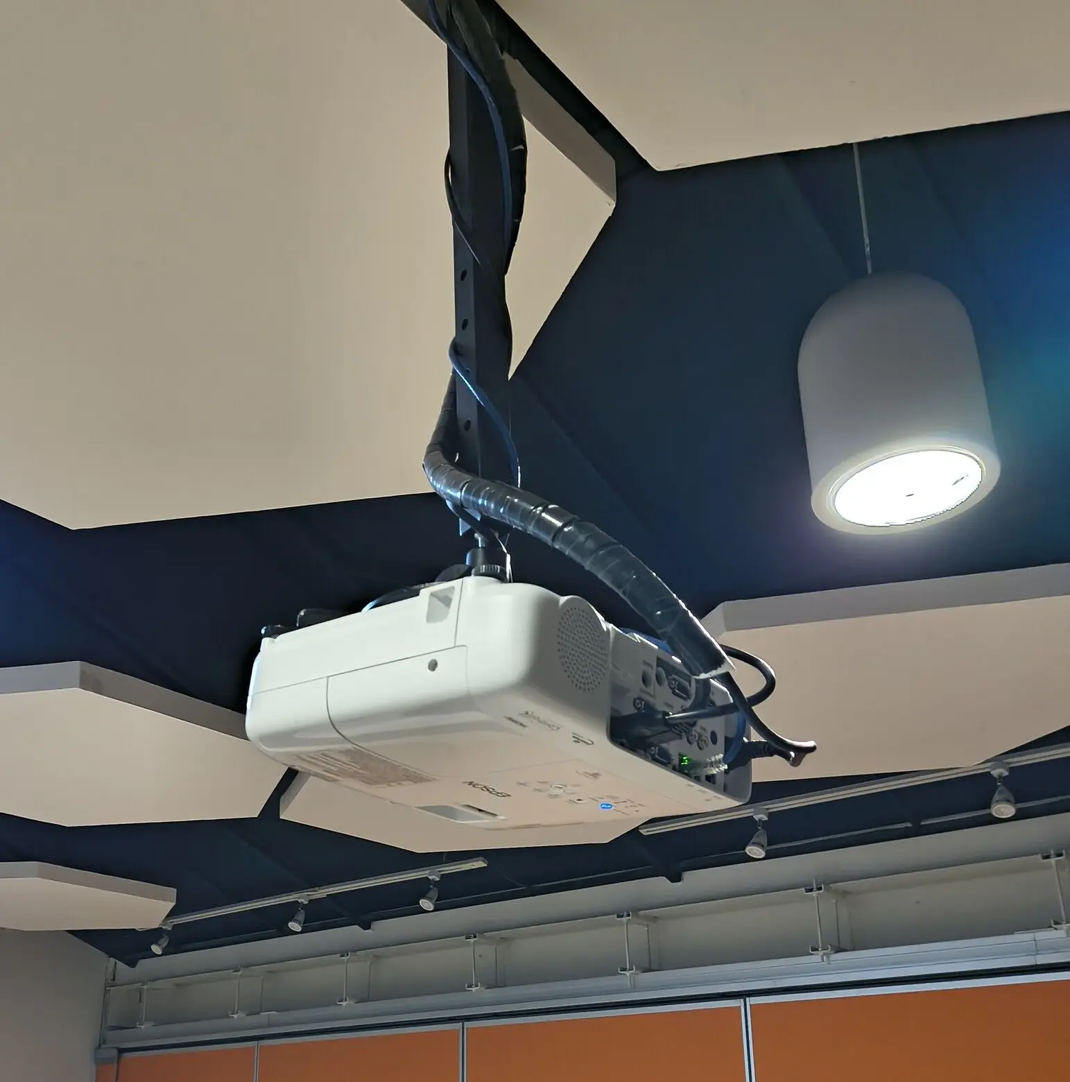 Audiovisual